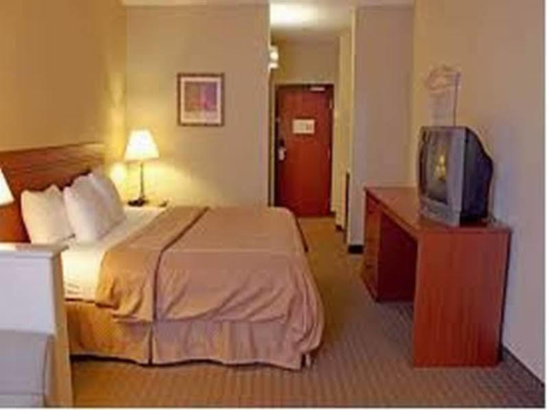 ควอลิตี สวีท Hotel ออสติน ภายนอก รูปภาพ
